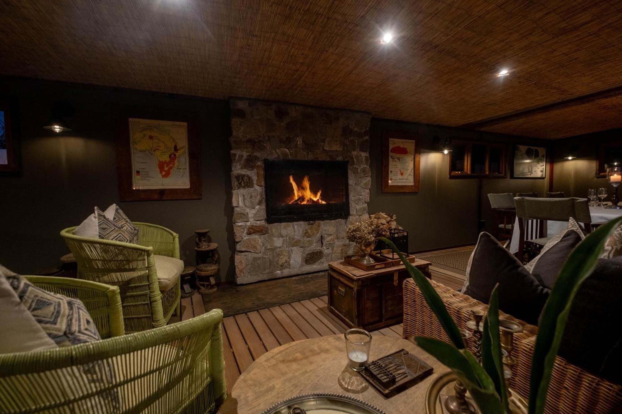 Hillsnek Safari Camp - Amakhala Game Reserve Exterior photo