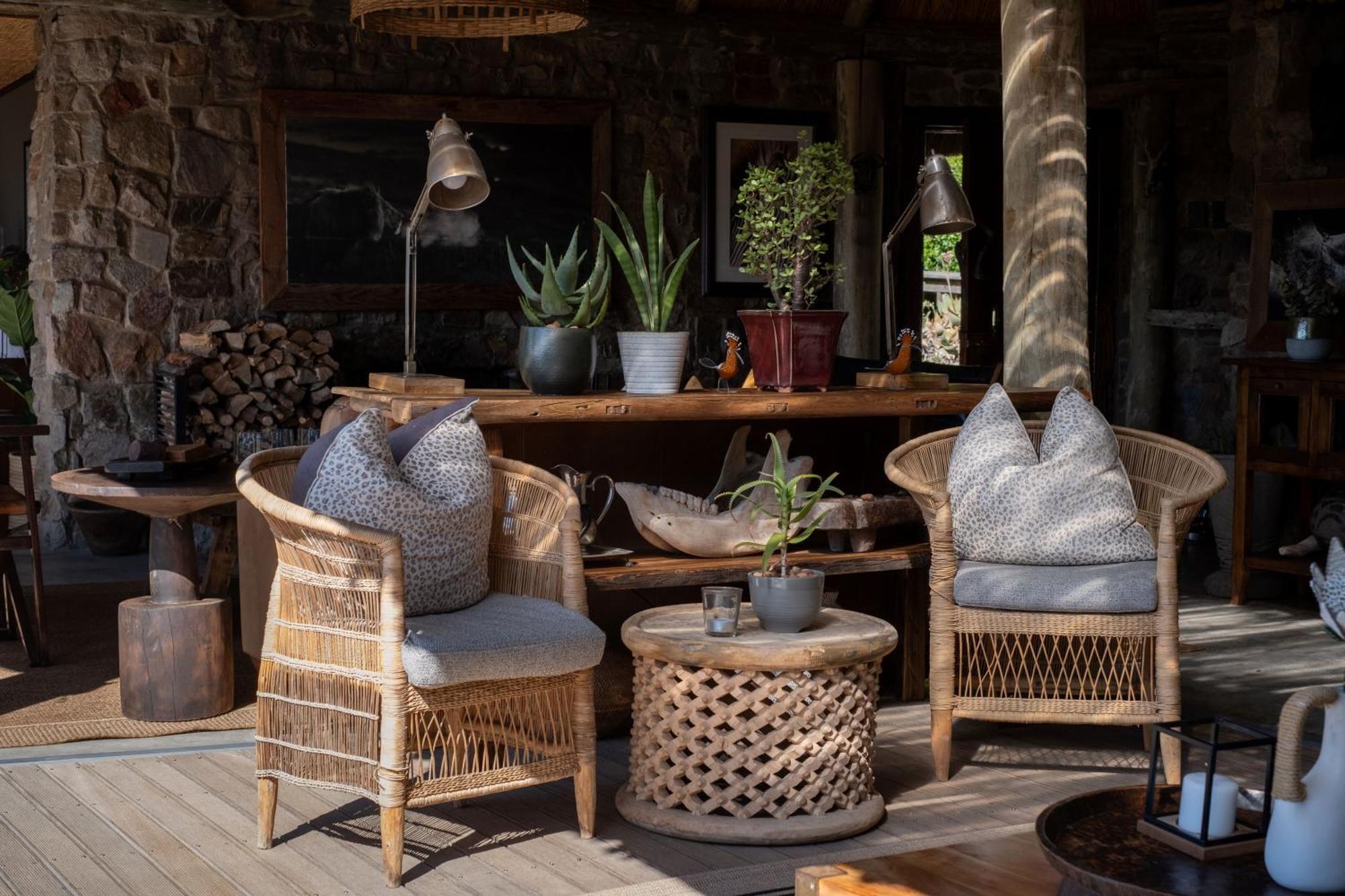 Hillsnek Safari Camp - Amakhala Game Reserve Exterior photo