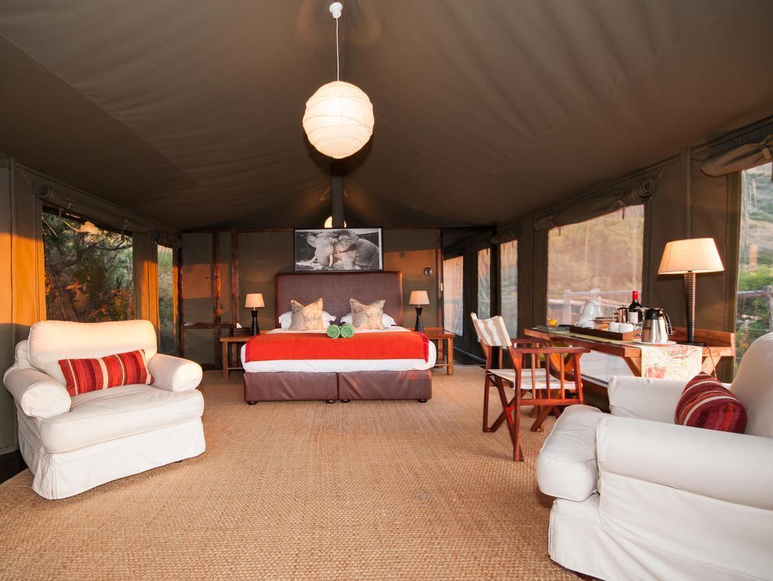 Hillsnek Safari Camp - Amakhala Game Reserve Exterior photo