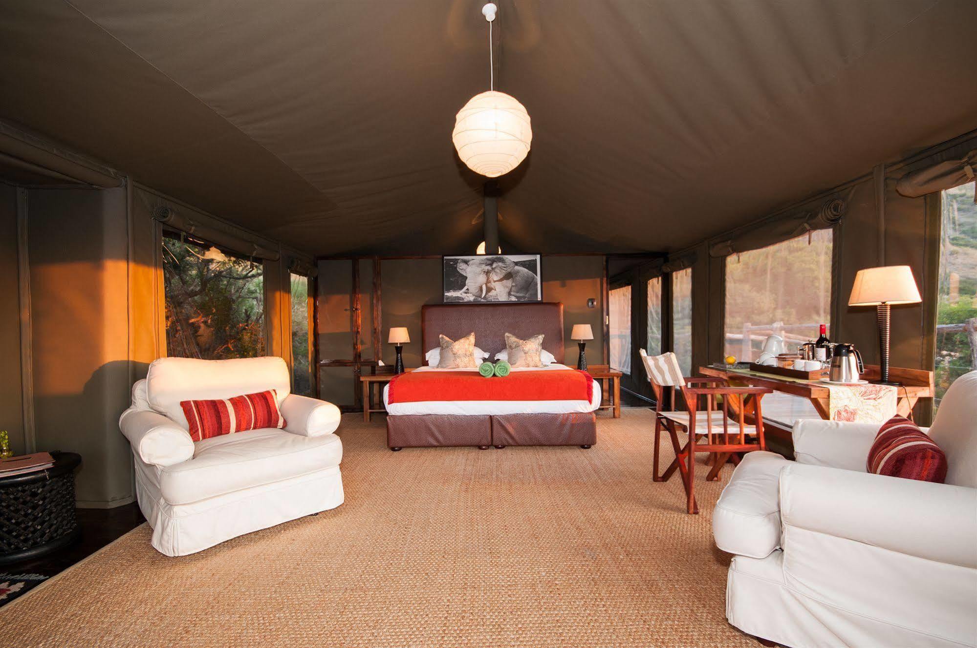 Hillsnek Safari Camp - Amakhala Game Reserve Exterior photo
